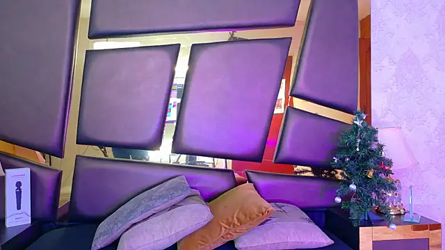 NicoleEsposito online show from December 20, 12:41 pm