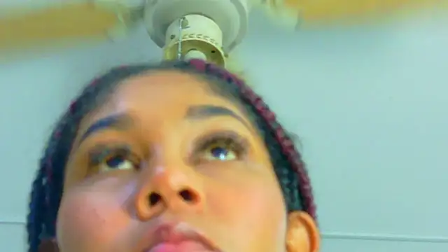 Snapshot of AlisonJaimes chatting on October 9, 1:33 pm AlisonJaimes online show from October 9, 1:33 pm