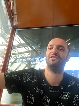 Zlyzloba21 online show from May 13, 1:51 pm