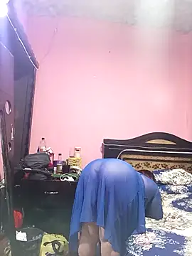 QueenBata online show from December 29, 12:45 pm