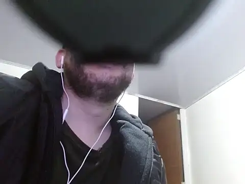 camiloking1720 online show from March 20, 11:50 pm