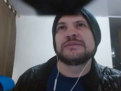 camiloking1720 online show from April 3, 8:43 am