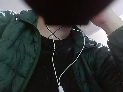 camiloking1720 online show from November 6, 7:34 am