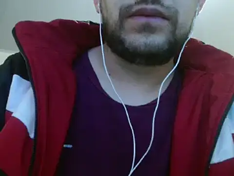 Snapshot of camiloking1720 chatting on February 20, 12:25 pm camiloking1720 online show from February 20, 12:25 pm