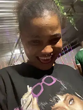 cardibabe online show from April 3, 11:11 pm