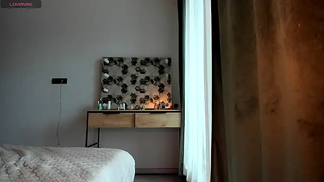 Selena Rase online show from November 5, 5:10 am