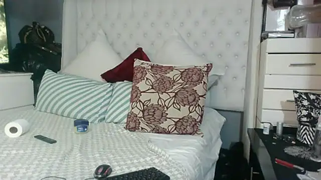 Carocurvy online show from November 22, 12:10 am