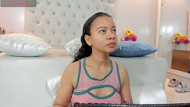 brithany rousee online show from September 9, 12:03 pm