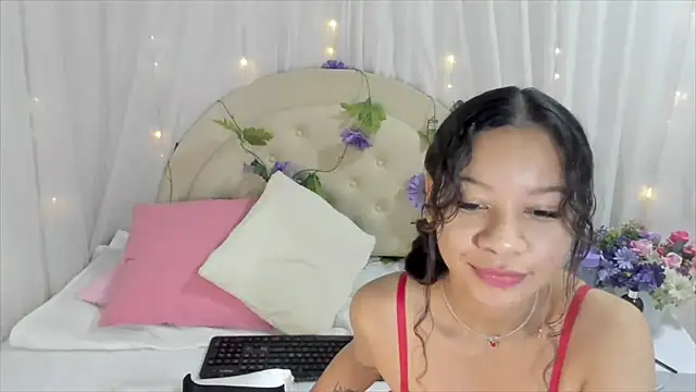 brithany rousee online show from January 28, 10:34 pm