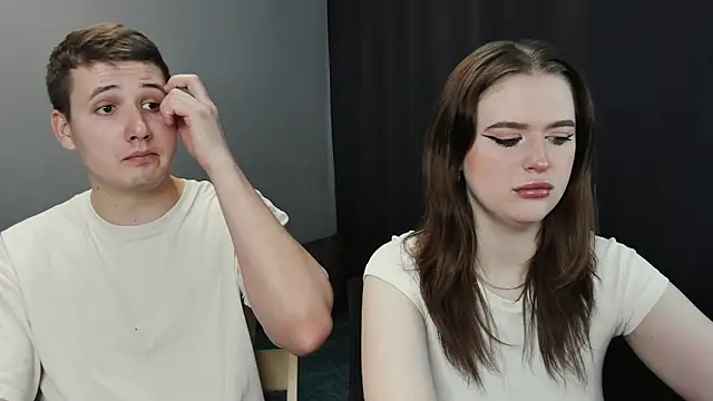 Snapshot of Pinku_kitsune chatting on March 7, 10:35 am Pinku kitsune online show from March 7, 10:35 am