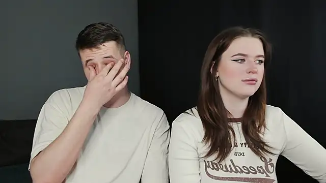 Snapshot of Pinku_kitsune chatting on March 14, 11:11 pm Pinku kitsune online show from March 14, 11:11 pm