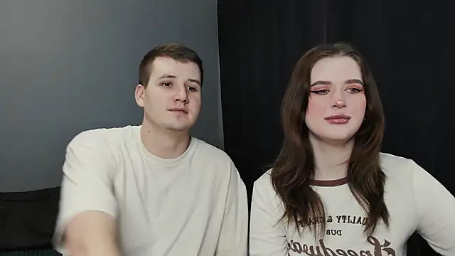 Snapshot of Pinku_kitsune chatting on February 26, 3:14 am Pinku kitsune online show from February 26, 3:14 am