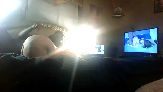 nora lane online show from January 11, 9:57 am