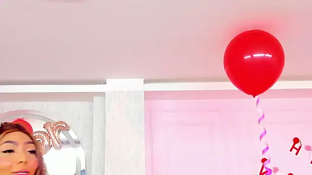 HaileeRoberts online show from February 14, 12:27 pm