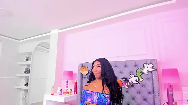 Snapshot of HaileeRoberts chatting on October 8, 12:39 pm HaileeRoberts online show from October 8, 12:39 pm