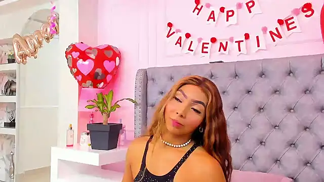 HaileeRoberts online show from February 17, 12:24 pm