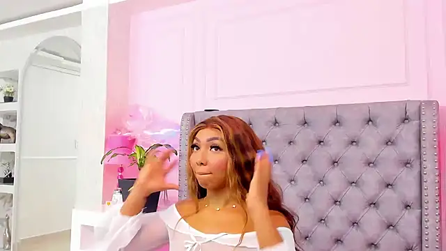 HaileeRoberts online show from March 14, 12:33 pm