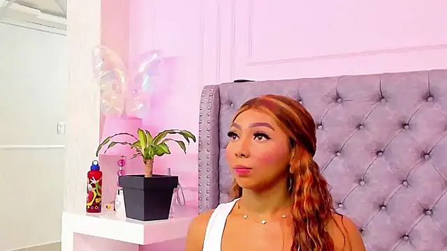 HaileeRoberts online show from March 16, 12:31 pm