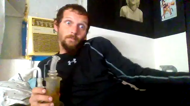 Snapshot of luke_thighwalker2469 chatting on November 4, 5:11 am luke thighwalker2469 online show from November 4, 5:11 am