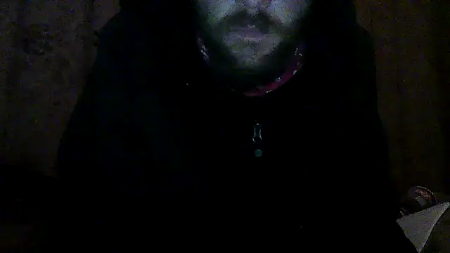 Snapshot of luke_thighwalker2469 chatting on November 23, 6:01 am luke thighwalker2469 online show from November 23, 6:01 am