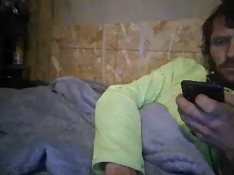 Snapshot of luke_thighwalker2469 chatting on February 16, 10:32 am luke thighwalker2469 online show from February 16, 10:32 am