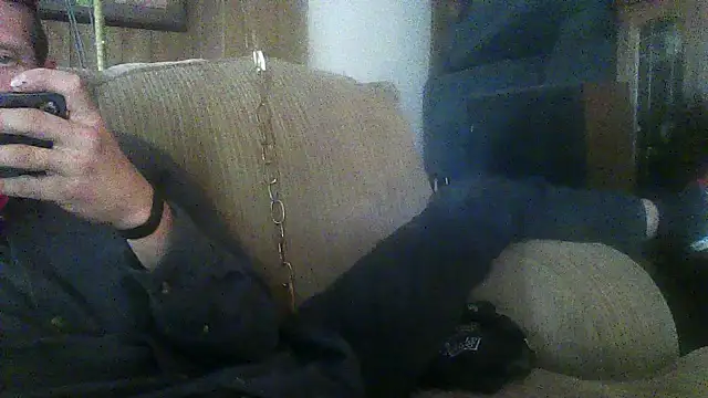 Snapshot of luke_thighwalker2469 chatting on December 19, 10:56 pm luke thighwalker2469 online show from December 19, 10:56 pm