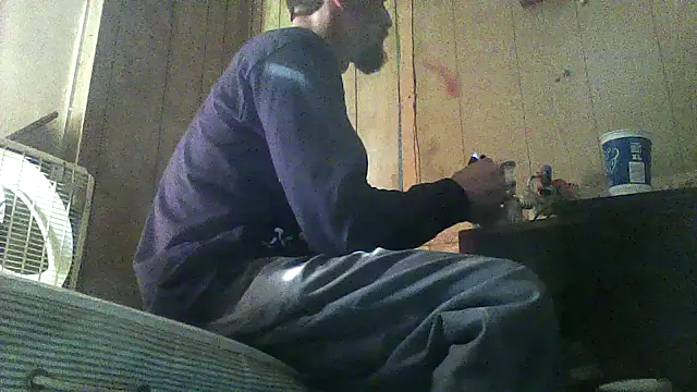 Snapshot of luke_thighwalker2469 chatting on November 29, 4:51 pm luke thighwalker2469 online show from November 29, 4:51 pm