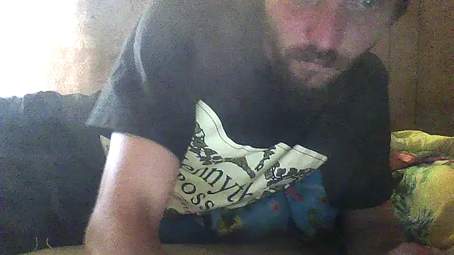 Snapshot of luke_thighwalker2469 chatting on November 5, 11:41 pm luke thighwalker2469 online show from November 5, 11:41 pm