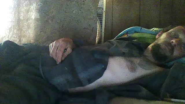 Snapshot of luke_thighwalker2469 chatting on November 8, 12:14 am luke thighwalker2469 online show from November 8, 12:14 am