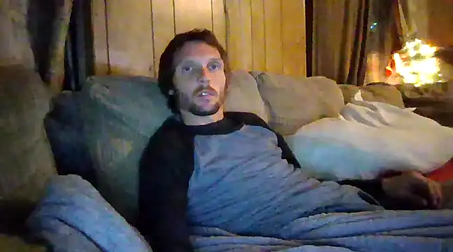 Snapshot of luke_thighwalker2469 chatting on January 9, 10:52 am luke thighwalker2469 online show from January 9, 10:52 am
