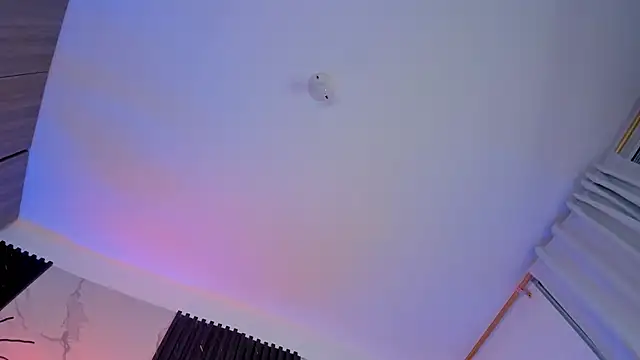 ALICEPOIXXXON online show from May 30, 7:15 am