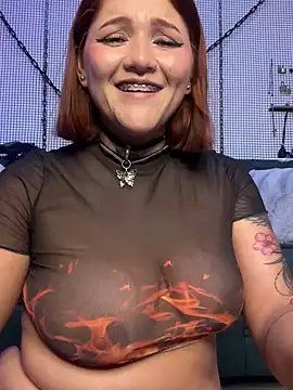 Snapshot of yey_bdsm chatting on March 12, 12:20 am yey bdsm online show from March 12, 12:20 am