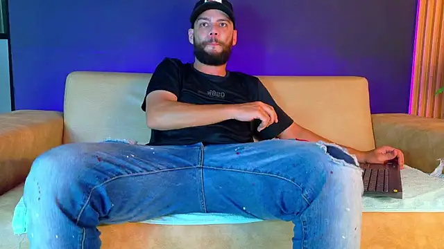 antony bigdick  online show from June 13, 7:23 pm