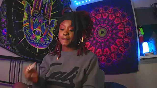 Tatithegoddess online show from February 13, 8:17 am