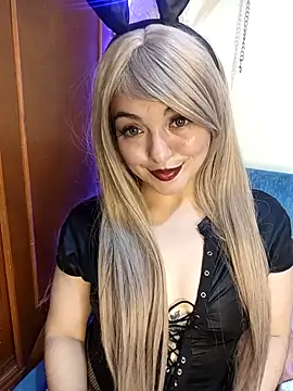 Winona-miu online show from February 4, 8:15 pm