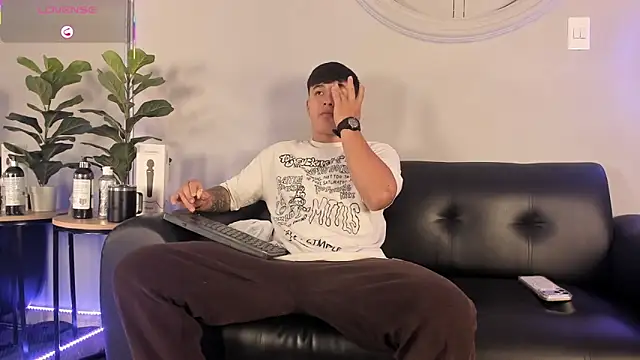 Cristopher strong online show from April 8, 11:44 am