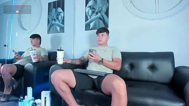 Cristopher strong online show from November 24, 1:00 pm