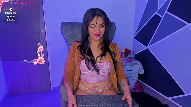 alyssa magiic online show from March 12, 6:01 pm