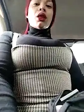 IamAlana  online show from February 25, 2:37 pm