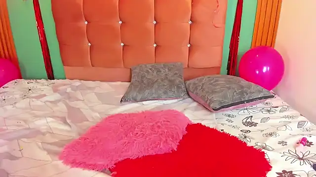 IamAlana  online show from February 17, 6:39 pm