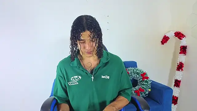 Snapshot of Demitryo chatting on November 20, 3:56 pm Demitryo online show from November 20, 3:56 pm