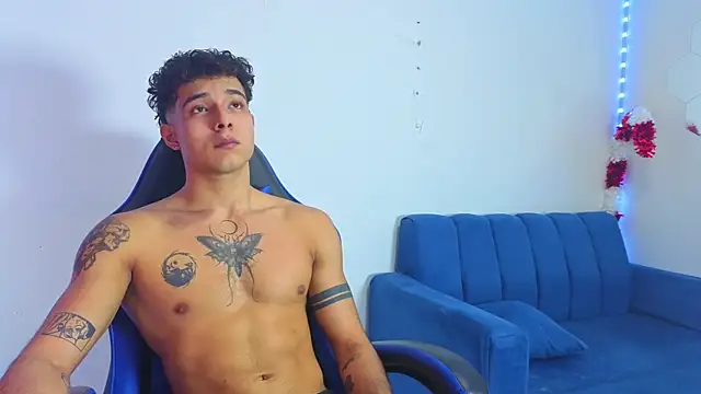 Demitryo online show from January 13, 6:39 am