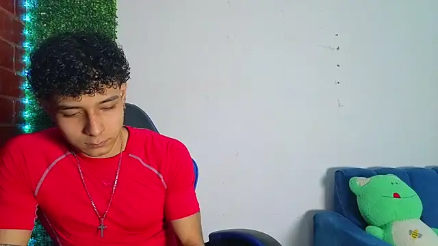 Demitryo online show from April 4, 3:07 pm