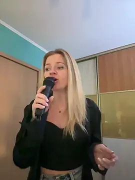 AlisonXCristal online show from March 13, 6:24 pm