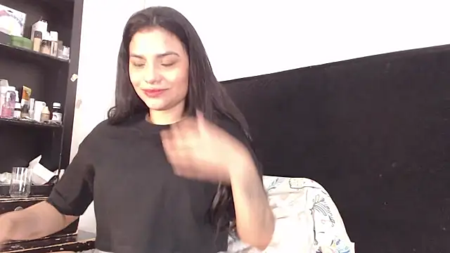 Snapshot of lolaa_staars chatting on January 26, 6:07 am lolaa staars online show from January 26, 6:07 am
