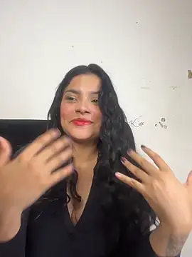 Snapshot of lolaa_staars chatting on October 12, 3:19 am lolaa staars online show from October 12, 3:19 am