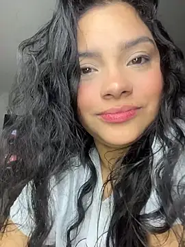 Snapshot of lolaa_staars chatting on October 11, 4:35 am lolaa staars online show from October 11, 4:35 am