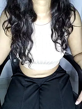 Ms Neera online show from March 19, 10:00 am