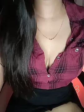 Ms Neera online show from June 1, 9:25 pm