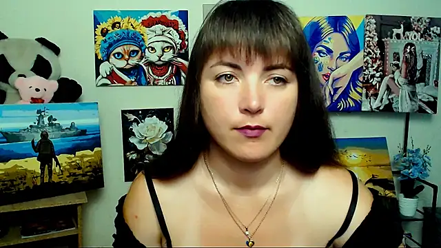 Snapshot of Darina_M_ chatting on July 3, 4:30 am Darina M online show from July 3, 4:30 am